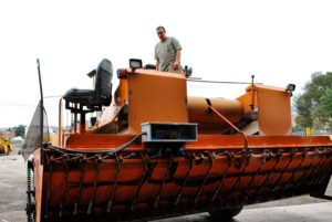 image inspecting a used chip spreader