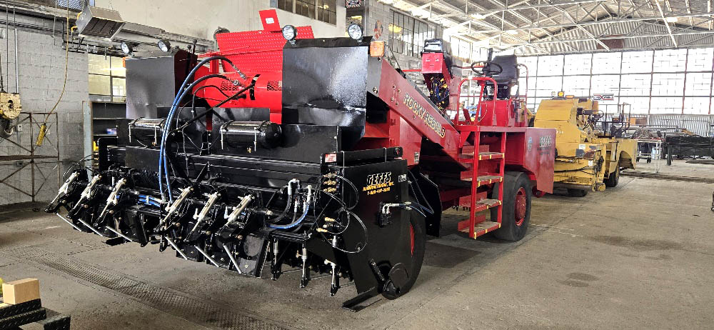 image of a rebuilt used chip spreader for sale